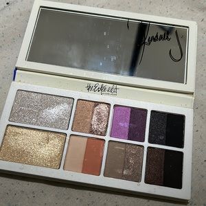 The Estee Edit - Kendall J eyeshadow palette